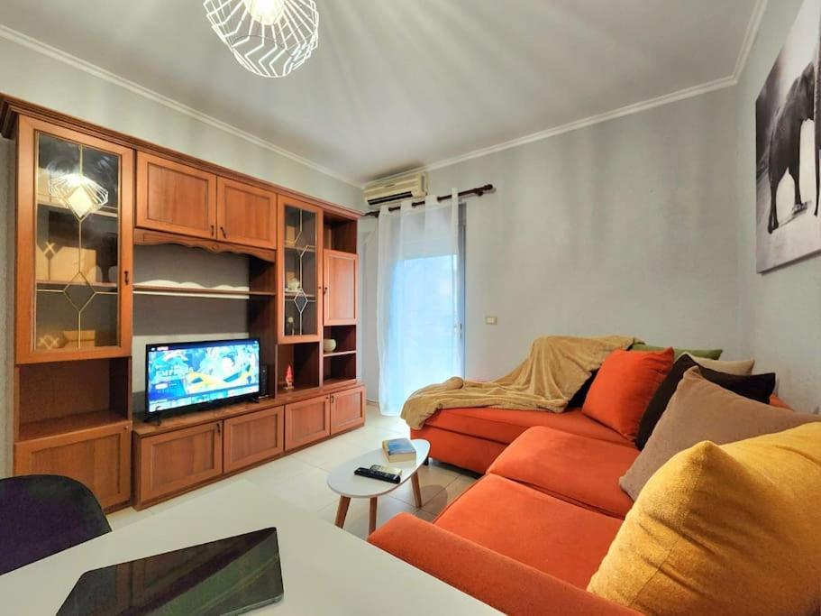 One Bd Flat Near Center With 24h Self Check In